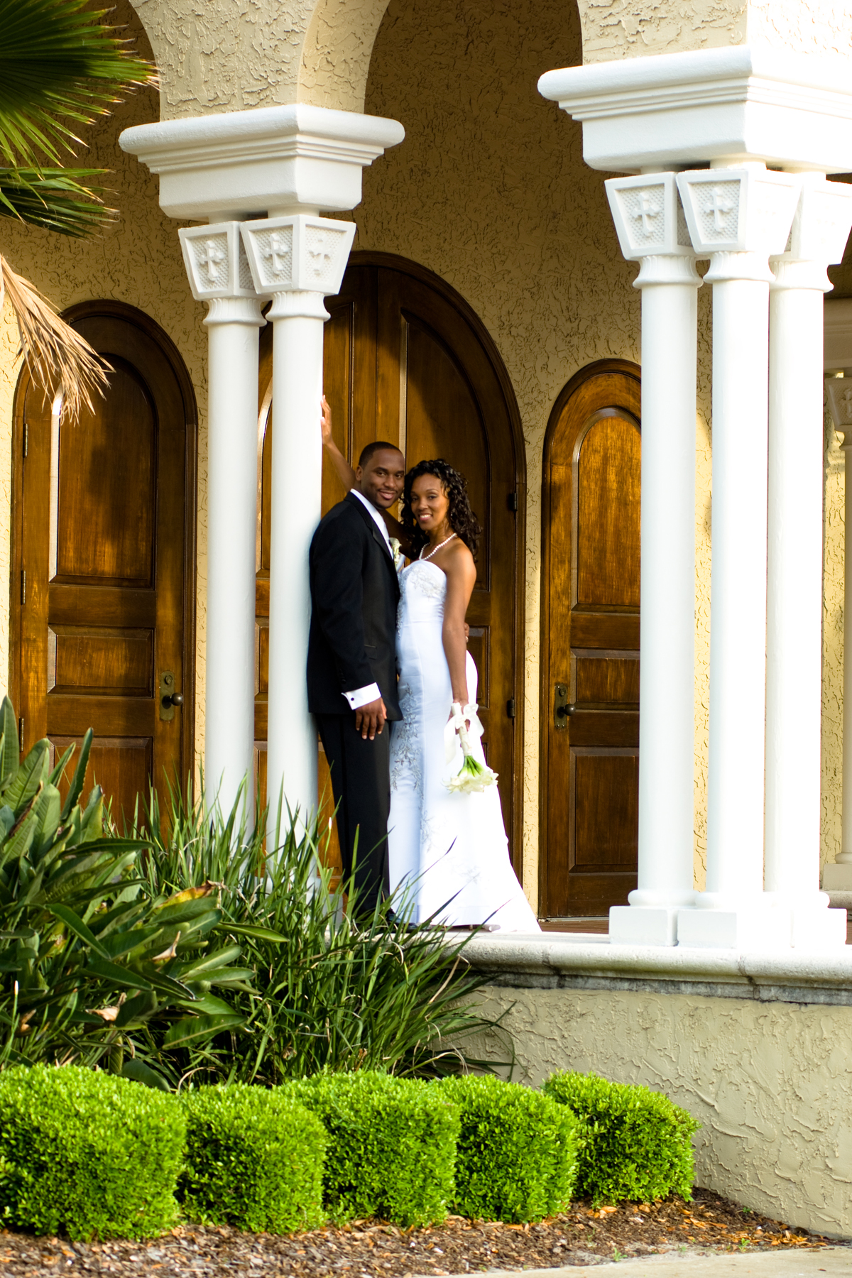 Elopement photographer Orlando Florida romantic ceremony